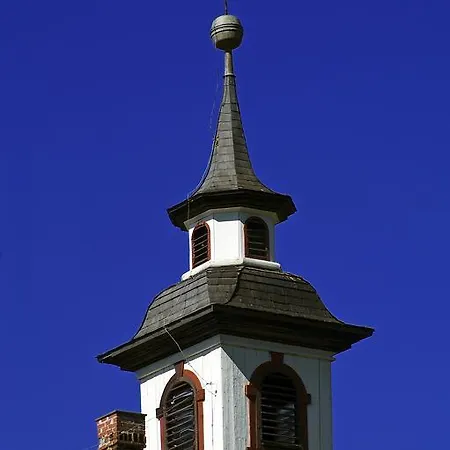 Castello-castle-schloss Bed & Breakfast