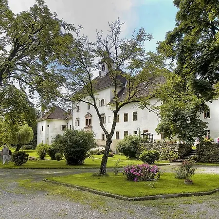 Castello-castle-schloss Bed & Breakfast *